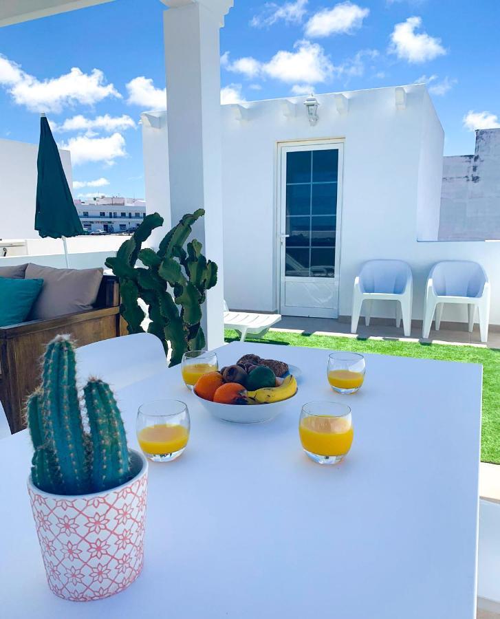 Bahia La Santa Apartments Lanzarote Екстер'єр фото